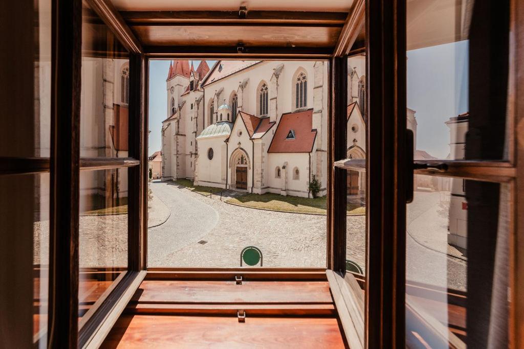 Apartmany Stare Mesto Znojmo Bagian luar foto
